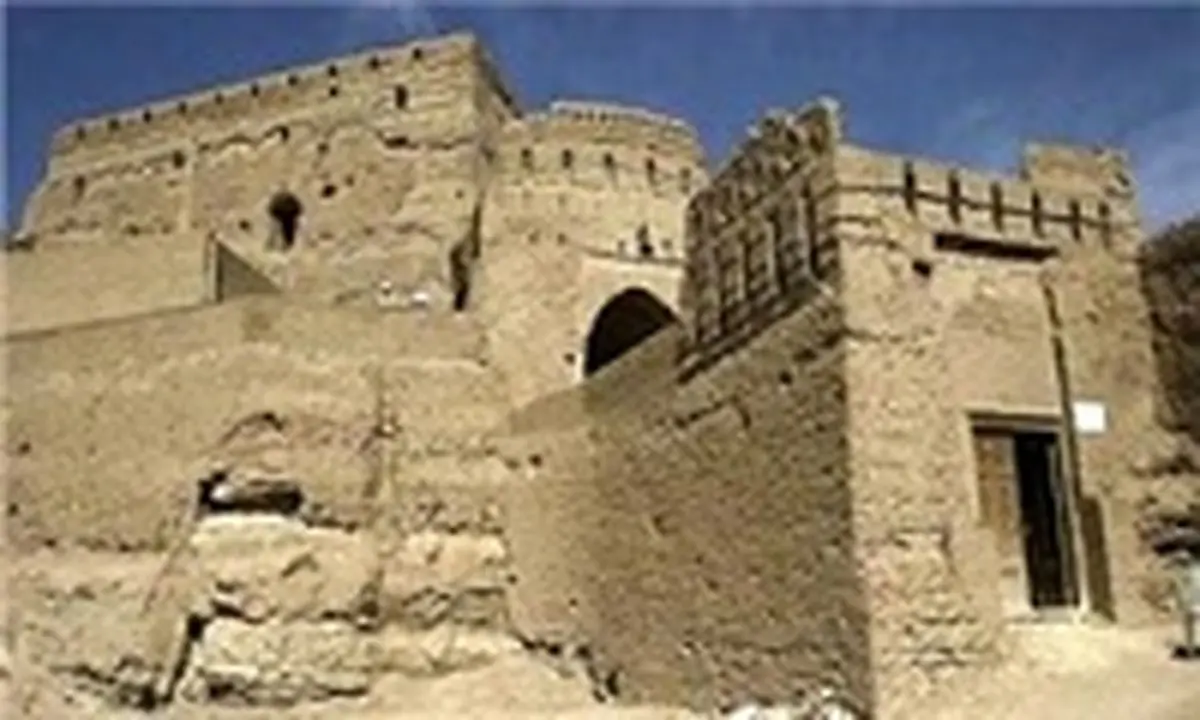 بزرگترین بنای خشتی در مسیر جهانی شدن / عکس