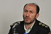 اقدام فداکارانه مامور راهور اصفهان در نجات دختر
۲ساله
از مرگ 