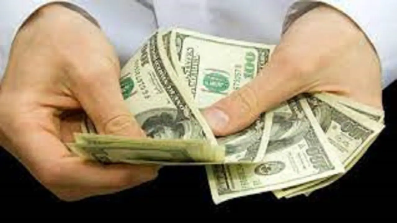قیمت ارز در ۳ تیر ۱۴۰۱/ دلار ۲۷ هزار و ۶۹۲ تومان است
 