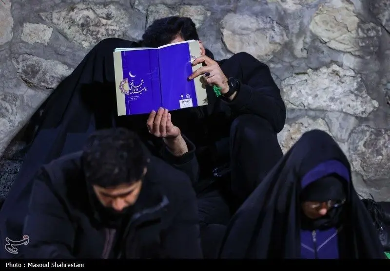 شب قدر در کهف الشهدا/ گزارش تصویری