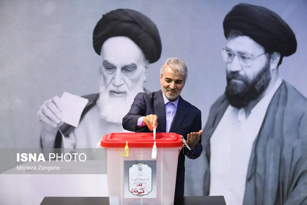 حضور شخصیت های سیاسی در مرحله دوم رای گیری چهاردهمین دوره انتخابات ریاست جمهوری/گزارش تصویری