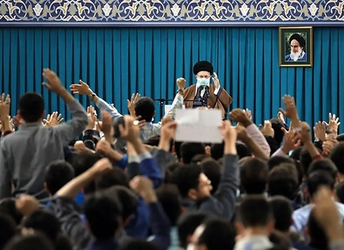 عزاداری اربعین دانشجویان در محضر رهبر انقلاب