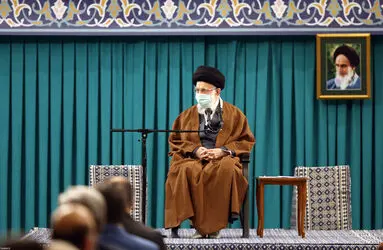 دیدار جمعی از مداحان اهل‌بیت علیهم‌السلام با رهبر انقلاب اسلامی/گزارش تصویری