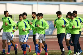 گزارش تمرین استقلال/ حمایت بازیکنان از حسینی برای نرفتن به برنامه نود!