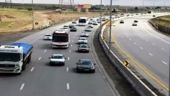 آخرین وضعیت ترافیکی معابر و بزرگراه‌های پایتخت/ تردد در آزادراه تهران - شمال روان است
