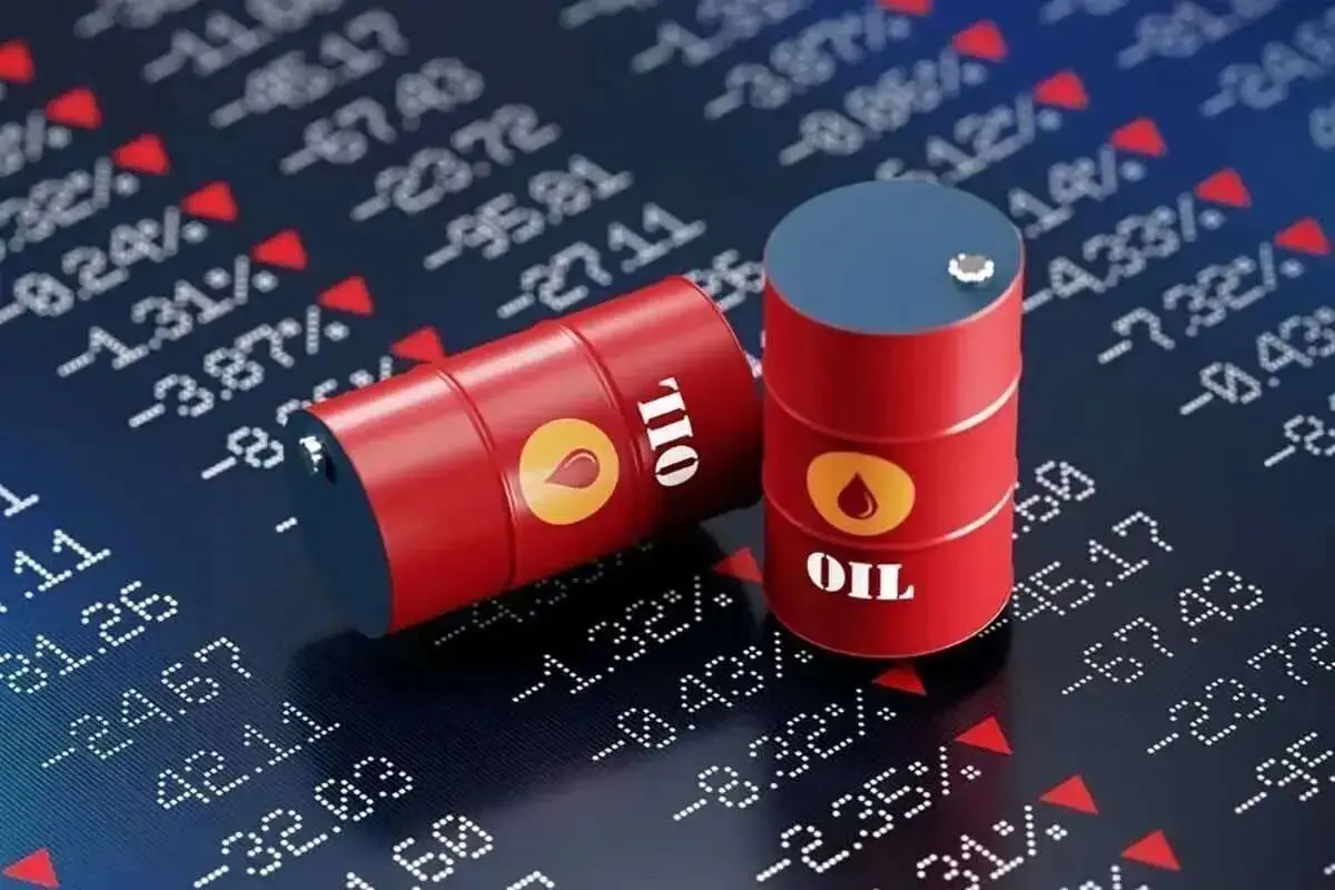 ترامپ: نفت آمریکا را بخرید اما بنزین گران را تحمل کنید