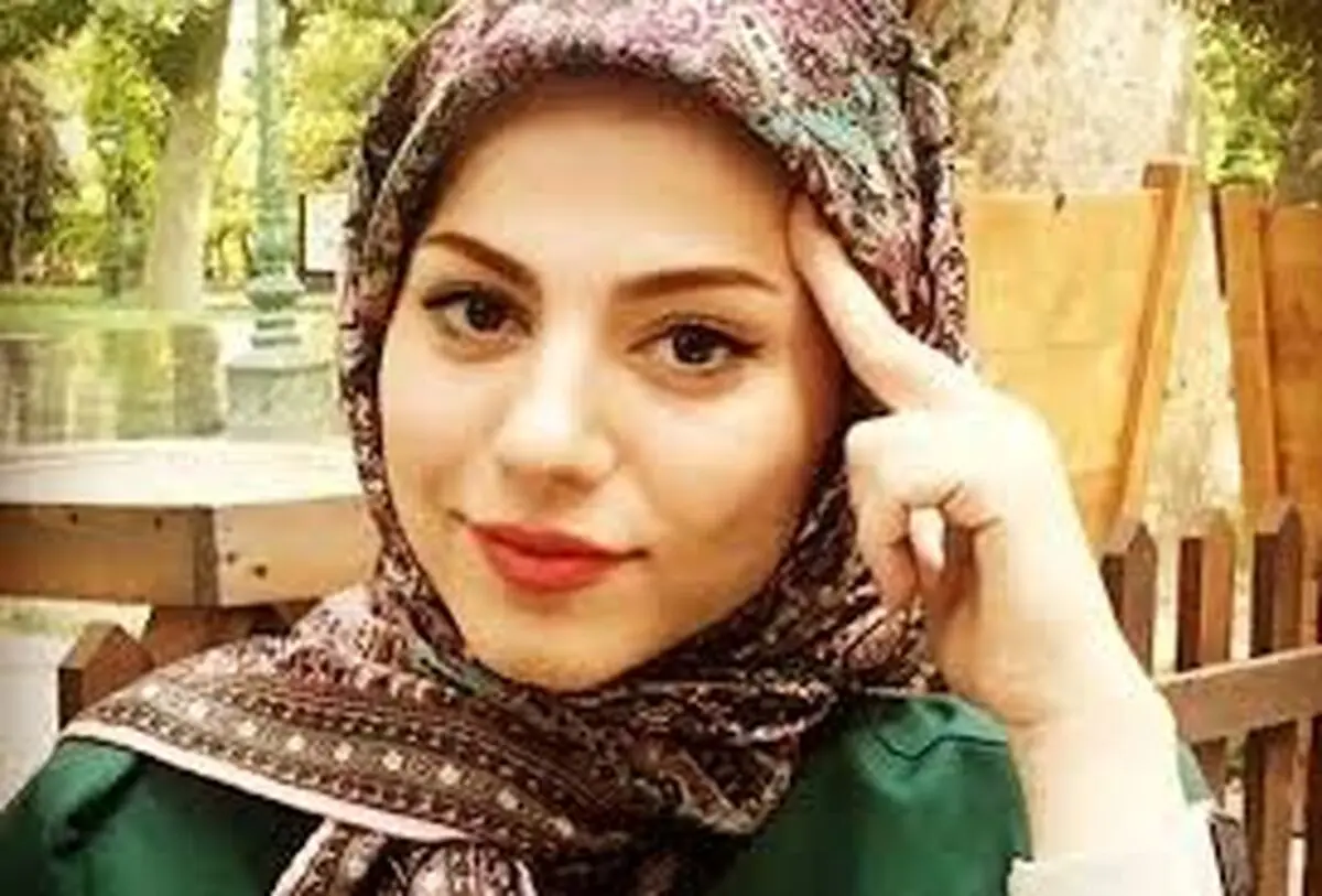 عاشقانه های خانم مجری درکنار یارش/ عکس