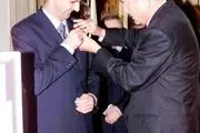 فرانسه نشان شوالیه را از اسد پس می‌گیرد