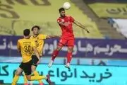 صحنه مشکوک به پنالتی پرسپولیس در محوطه جریمه سپاهان
