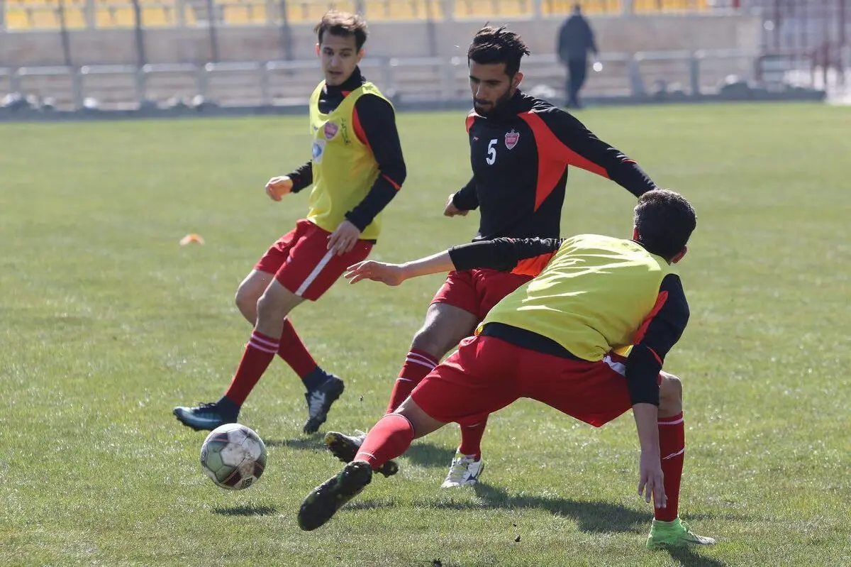 خارجی‌ها به ترکیب اصلی پرسپولیس می‌رسند؟