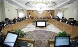 روحانی: هیات وزیران بر تلاش‌هایش برای رونق اقتصادی کشور بیفزاید