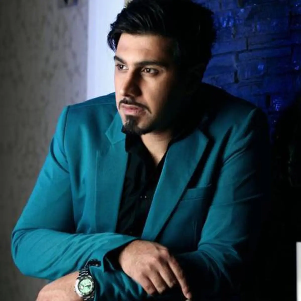 ماشین لاکچری «احسان خواجه‌امیری»/ عکس