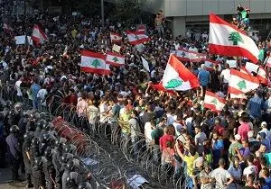 راهپیمایی ۲۰ هزار نفری مردم لبنان در اعتراض به سیاست‌های اتحادیه عرب 