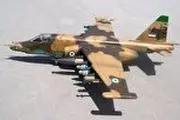 پرواز نمایشی جنگنده ایرانی بر فراز آسمان کشور/ فیلم
