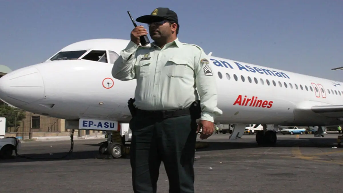 کشف و ضبط یک محموله بزرگ کفش قاچاق خارجی