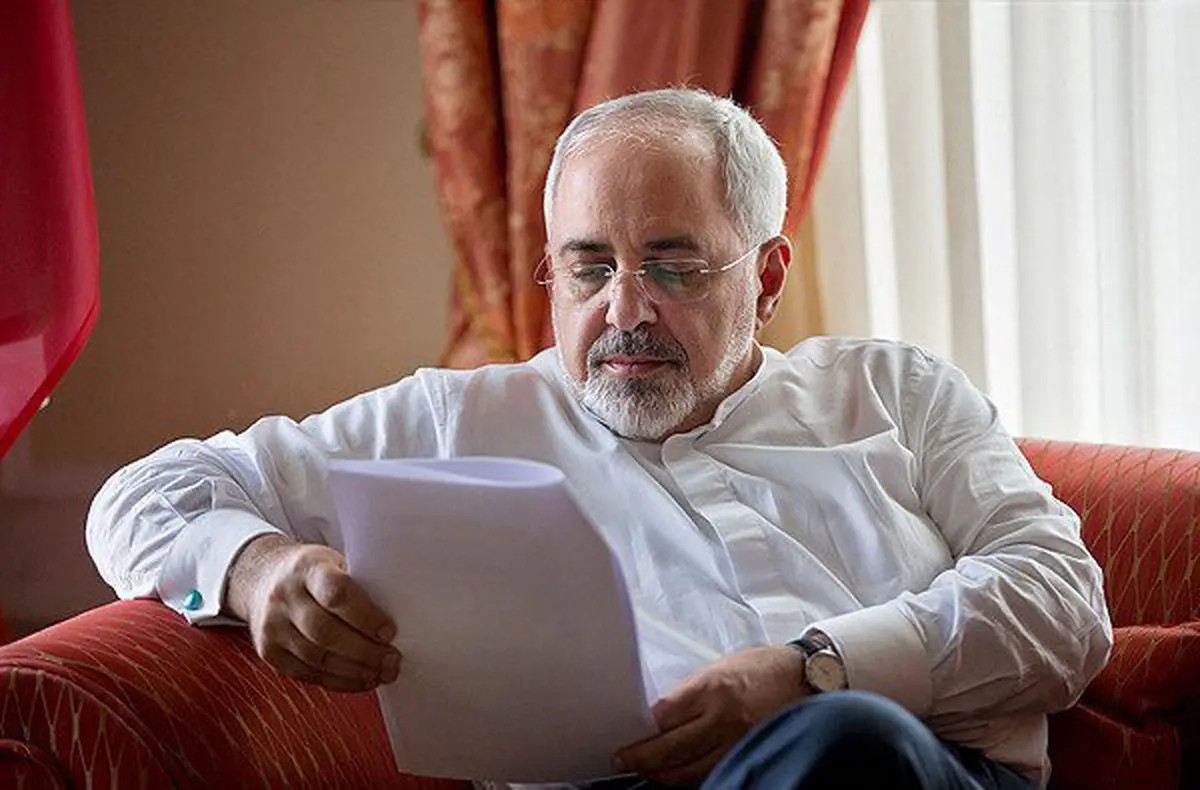 استعفای ظریف بدون هماهنگی با روحانی بود