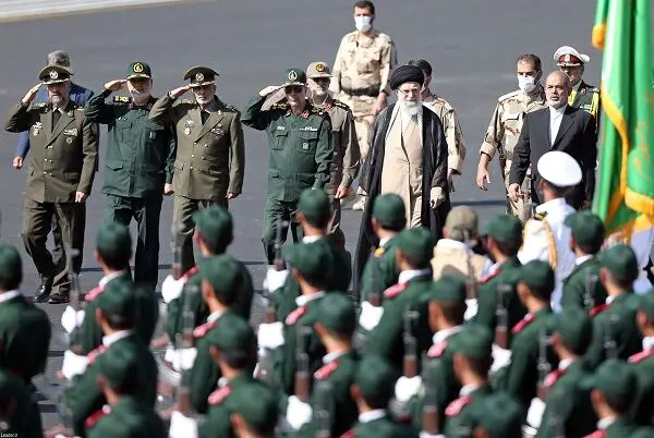 مراسم مشترک دانش‌آموختگی دانشگاه‌های نیروهای مسلح با حضور رهبر انقلاب برگزار شد/گزارش تصویری