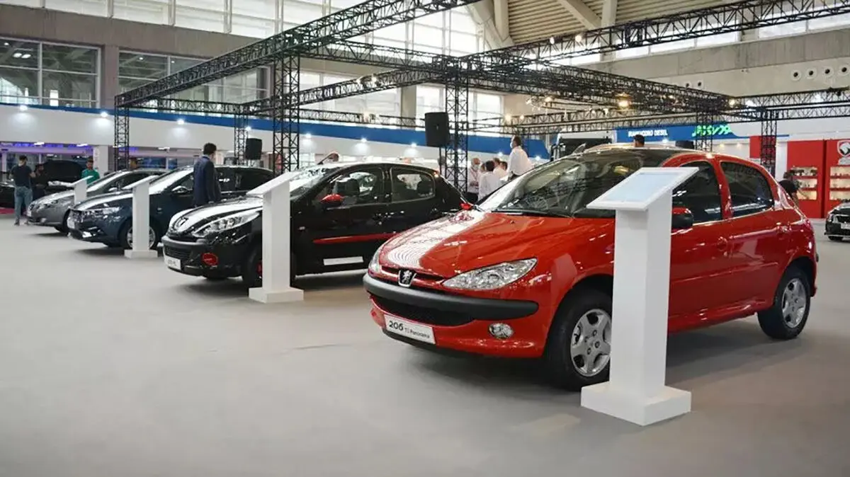 ۸۰ نمایشگاه‌ خودروی بدون مجوز در تهران تعطیل شد
