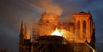 پایان آتش سوزی در نوتردام/ کلیسا امن است