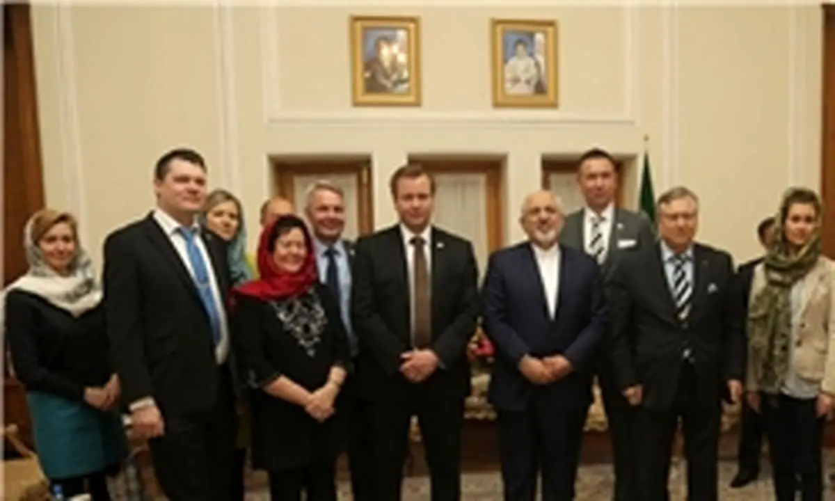 ظریف: گشایش ظرفیتهای اقتصادی و تجاری بین ایران و اتحادیه اروپا