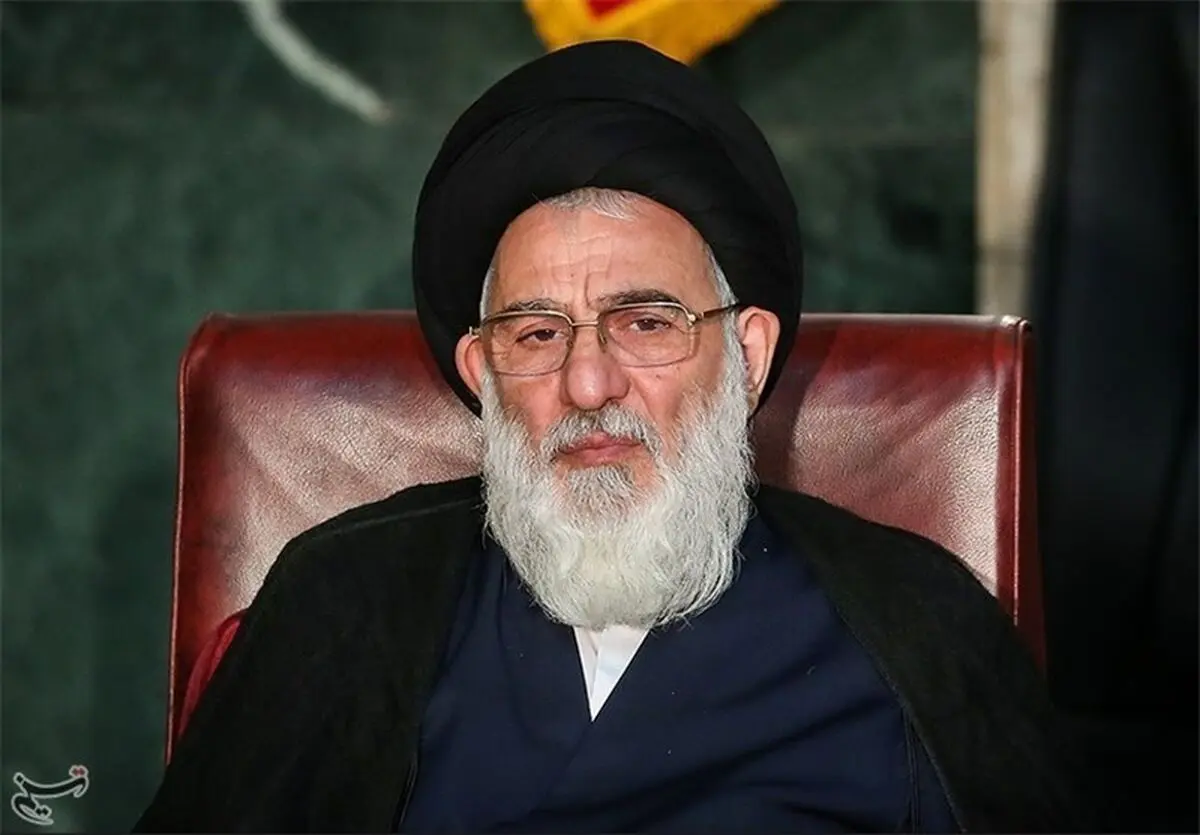 عیادت رئیس دستگاه قضا از آیت الله هاشمی شاهرودی