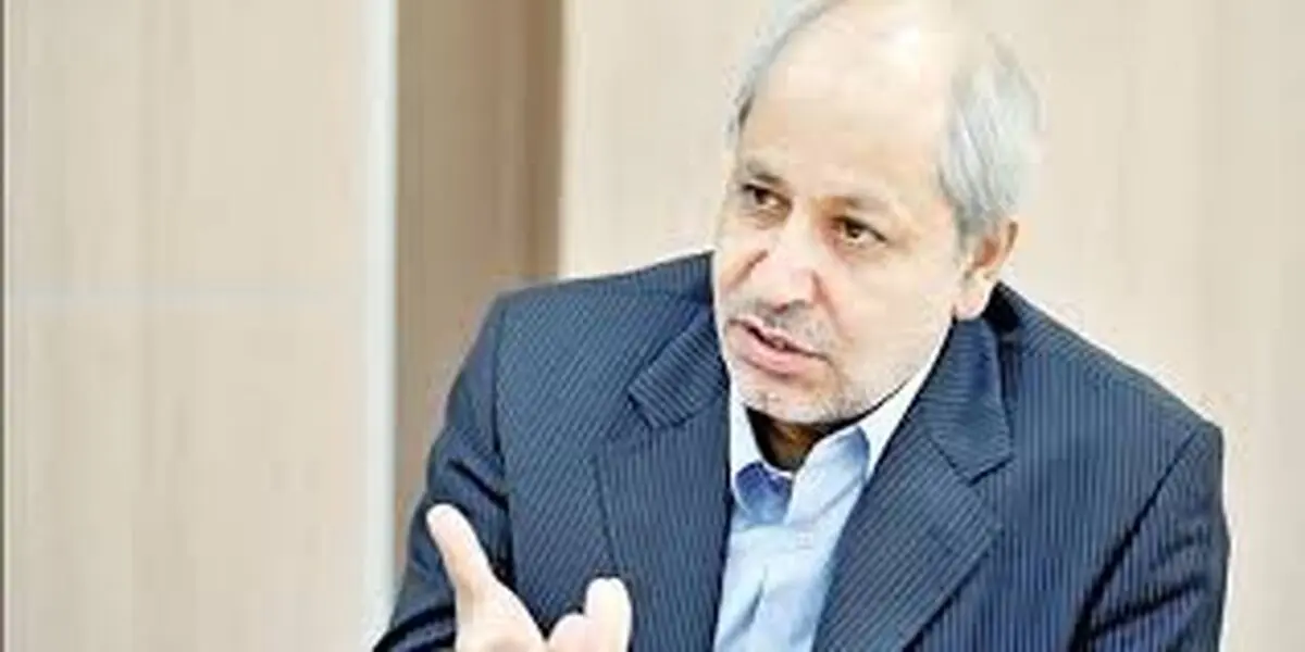 مشاور اقتصادی روحانی: به آثار لغو تحریم‌ها خوش‌بین نباشید