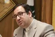 قناعت: ترامپ عادت کرده سندهای نابودی آمریکا را پی در پی امضا کند