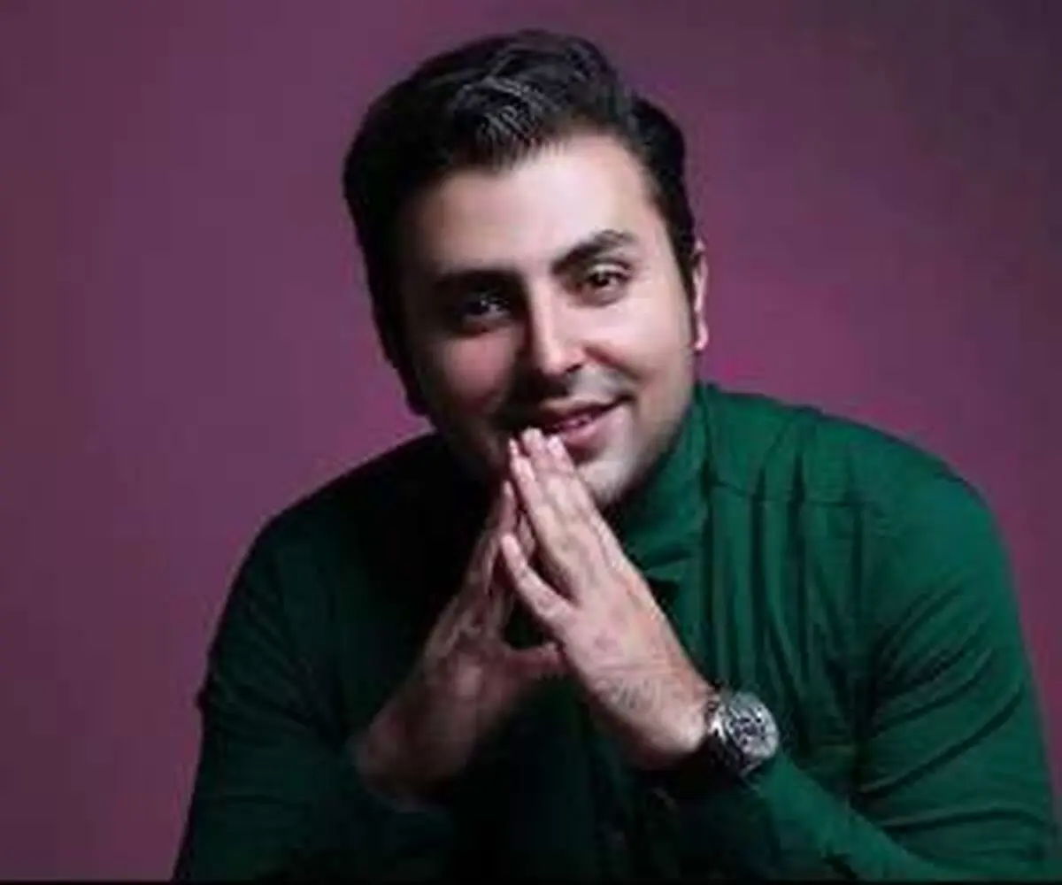 خوشگذرانی آقای بازیگر با رفیق های بی شیله پیله اش/ عکس