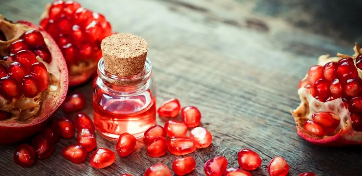 خاصیت باورنکردنی روغن انار در از بین بردن شوره سر