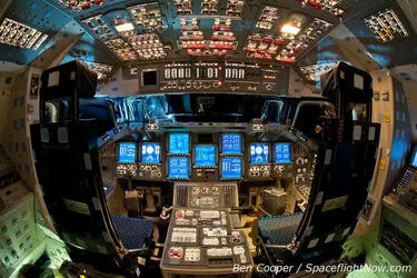 n00178470-r-b-004