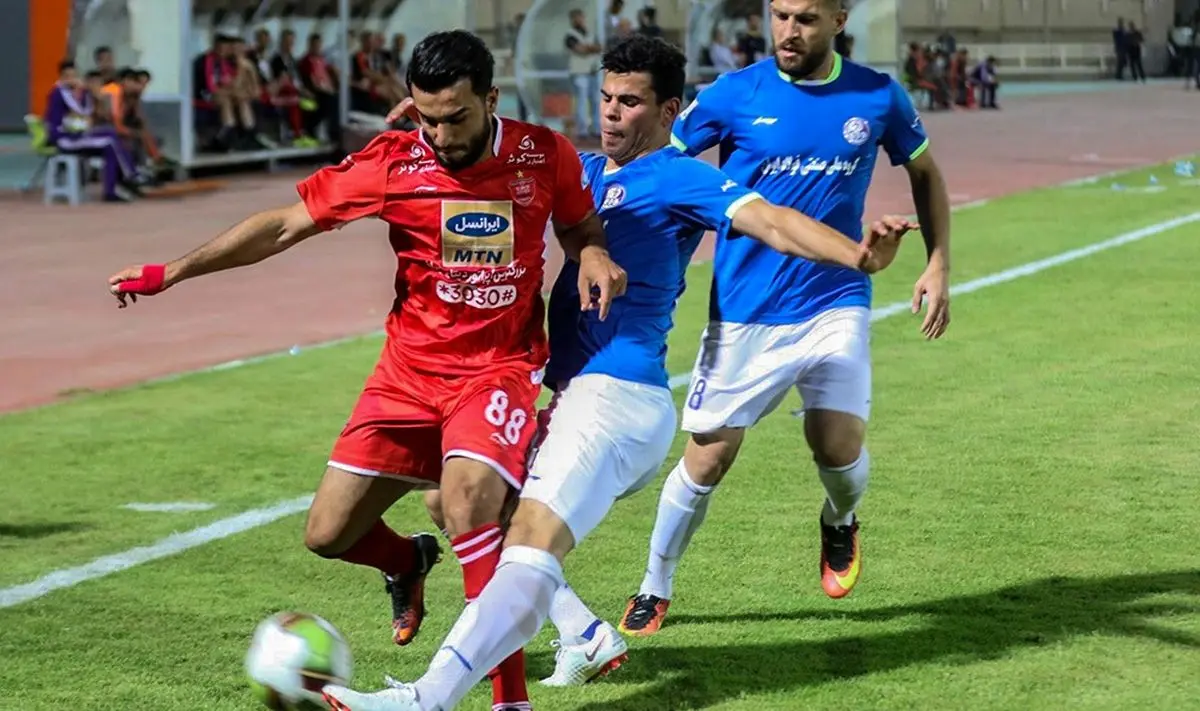 پرسپولیس شانس آورد و باید شکست می خورد!