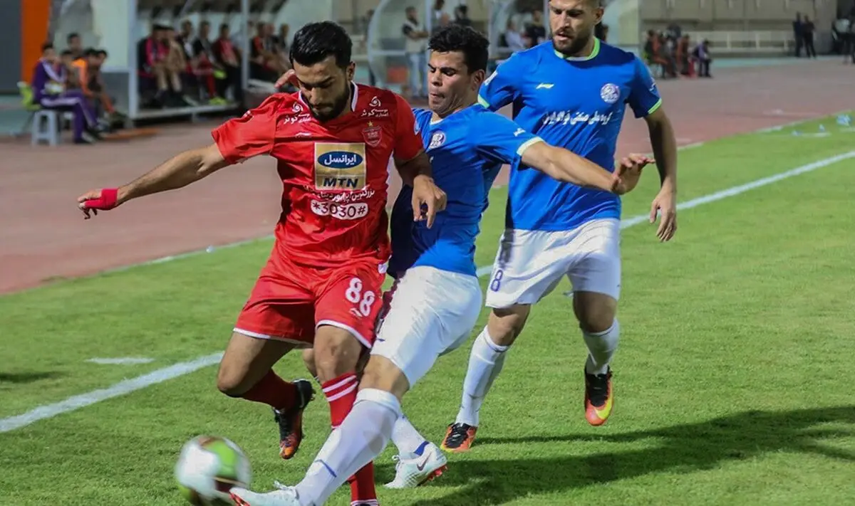 پرسپولیس شانس آورد و باید شکست می خورد!