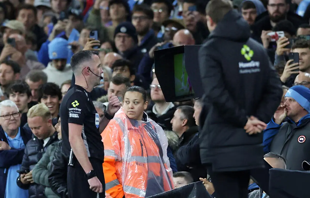 حرکت جنجالی ستاره لیورپول در لیگ برتر