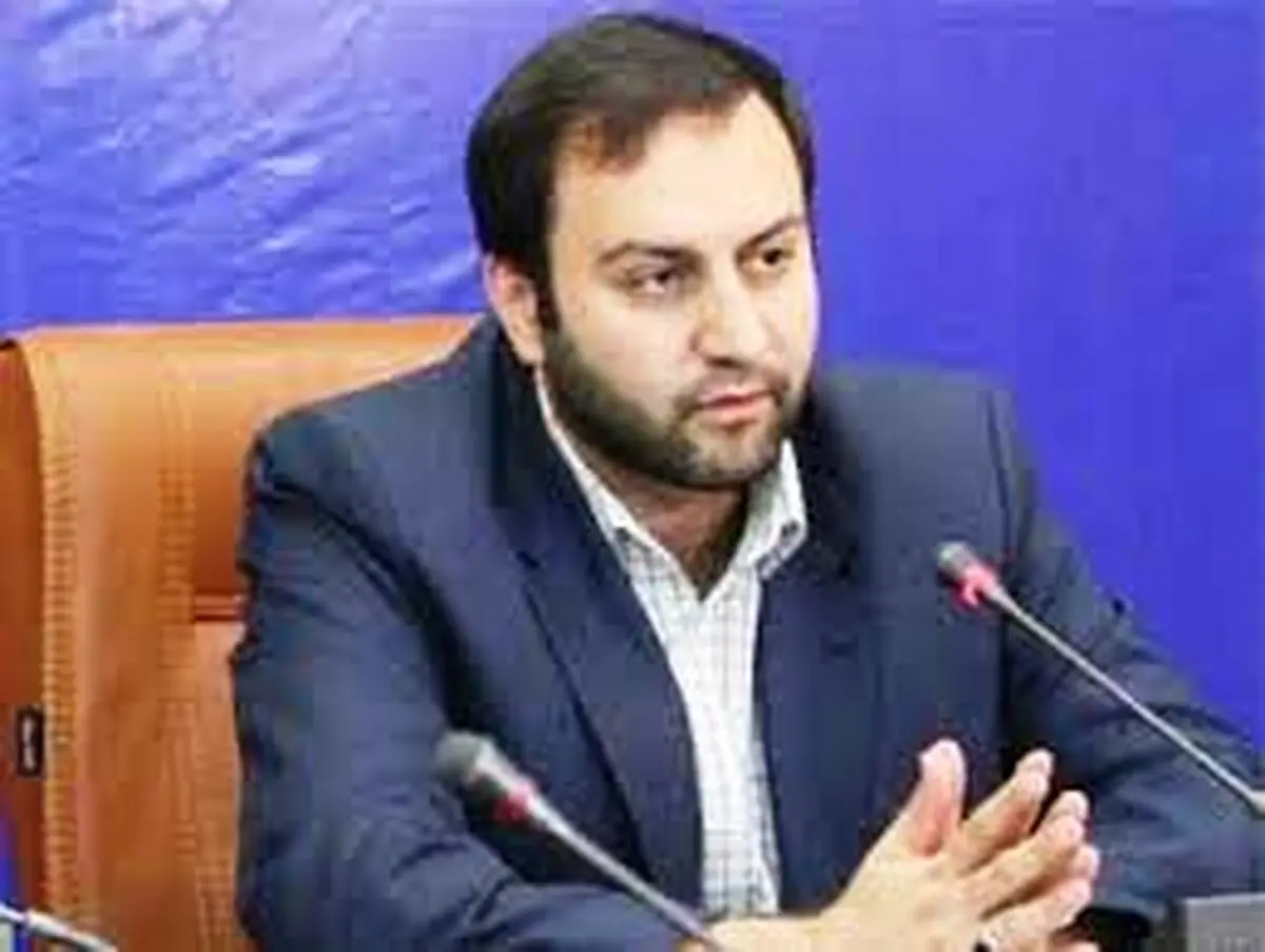 پیرهادی: کمک‌رسانی شورا به استان‌های بحران‌زده ادامه دارد