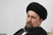  ادای احترام سید حسن و سید علی خمینی به رهبر شهید انقلاب 
