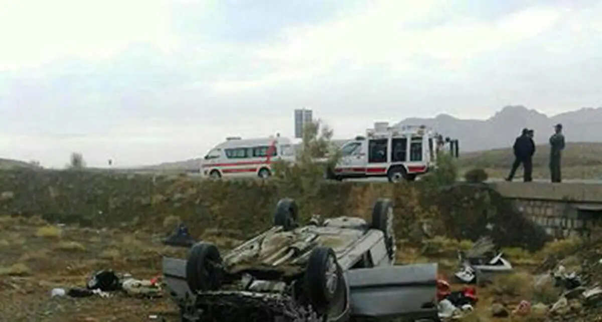 
2کشته و مصدوم بر اثر واژگونی خودرو در اردستان

