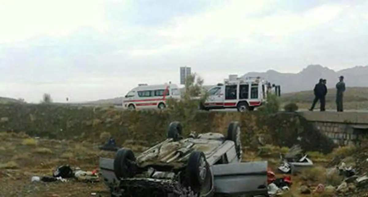 
2کشته و مصدوم بر اثر واژگونی خودرو در اردستان
