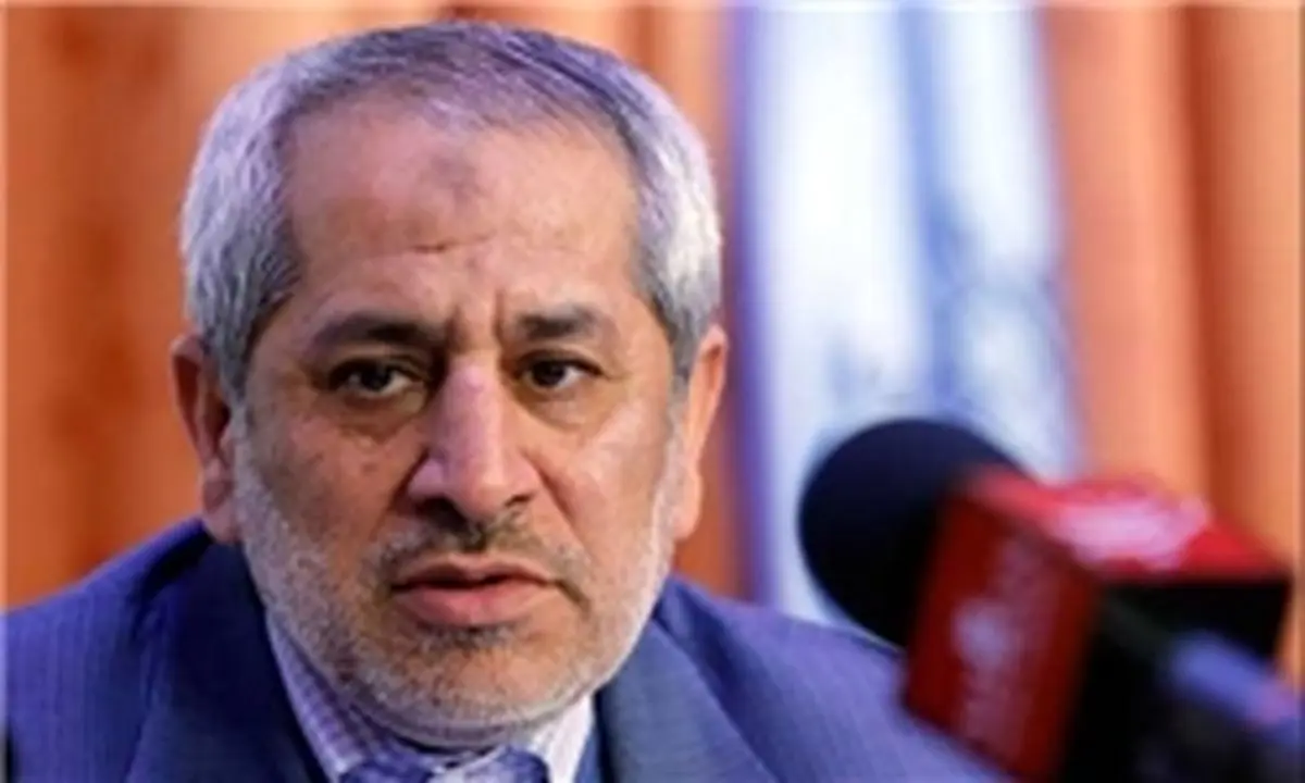 اگر مبارزه با فساد رنگ و بوی سیاست بگیرد، مشکلات مرتبط با فساد رفع نخواهد شد