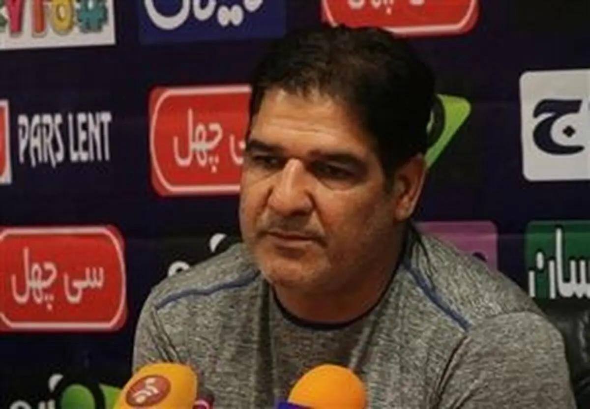 اعتراض مهاجری در نشست خبری به هواداری تیم مقابل