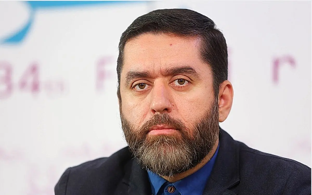 معنای بپا گذاشتن برای خانواده قالیباف در سفر شخصی چیست؟