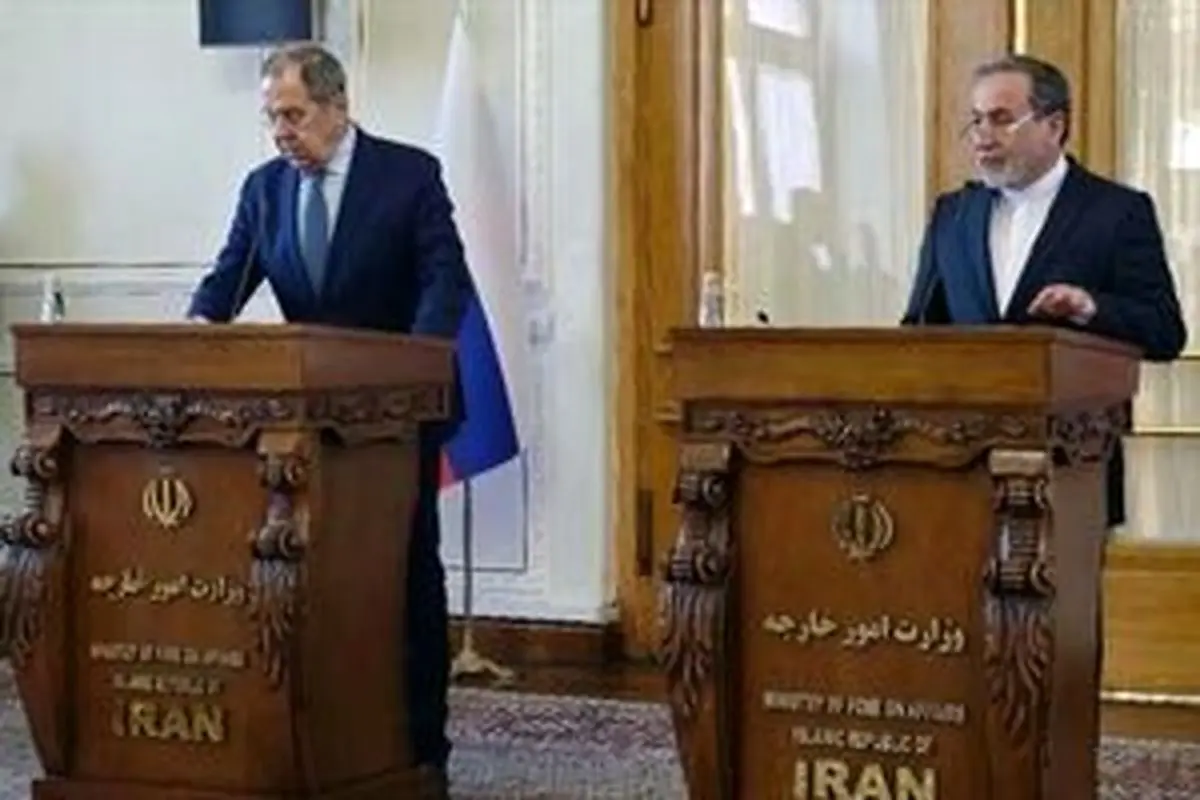 عراقچی:ایران تحت فشار و تهدید مذاکره نخواهد کرد/ لاوروف: پنجره دیپلماسی برای احیای برجام هنوز باز است
