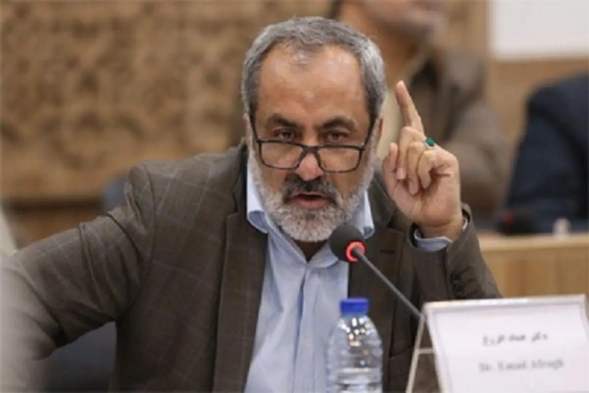 افروغ: آمریکا گرگ‌تر شده است