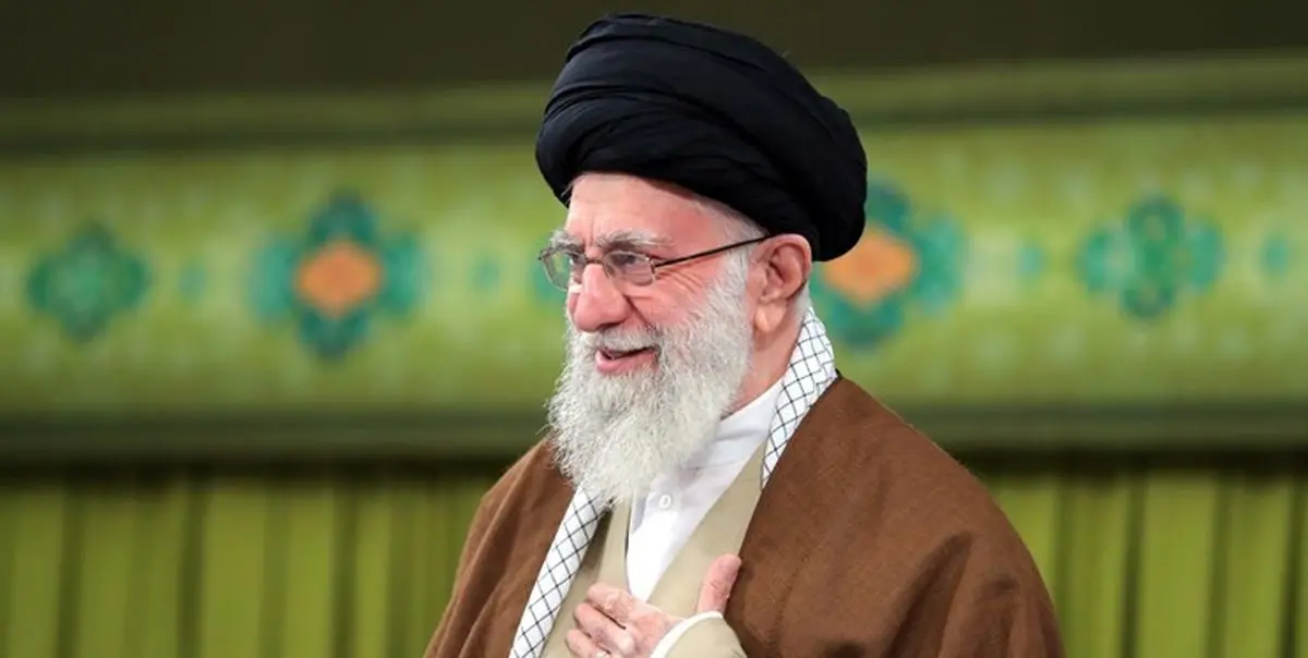 شوخی رهبر انقلاب با درخواستهای متعدد یک دانشجو : دبه در نیار