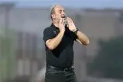 عاشق پیراهن مشکی هستم 
