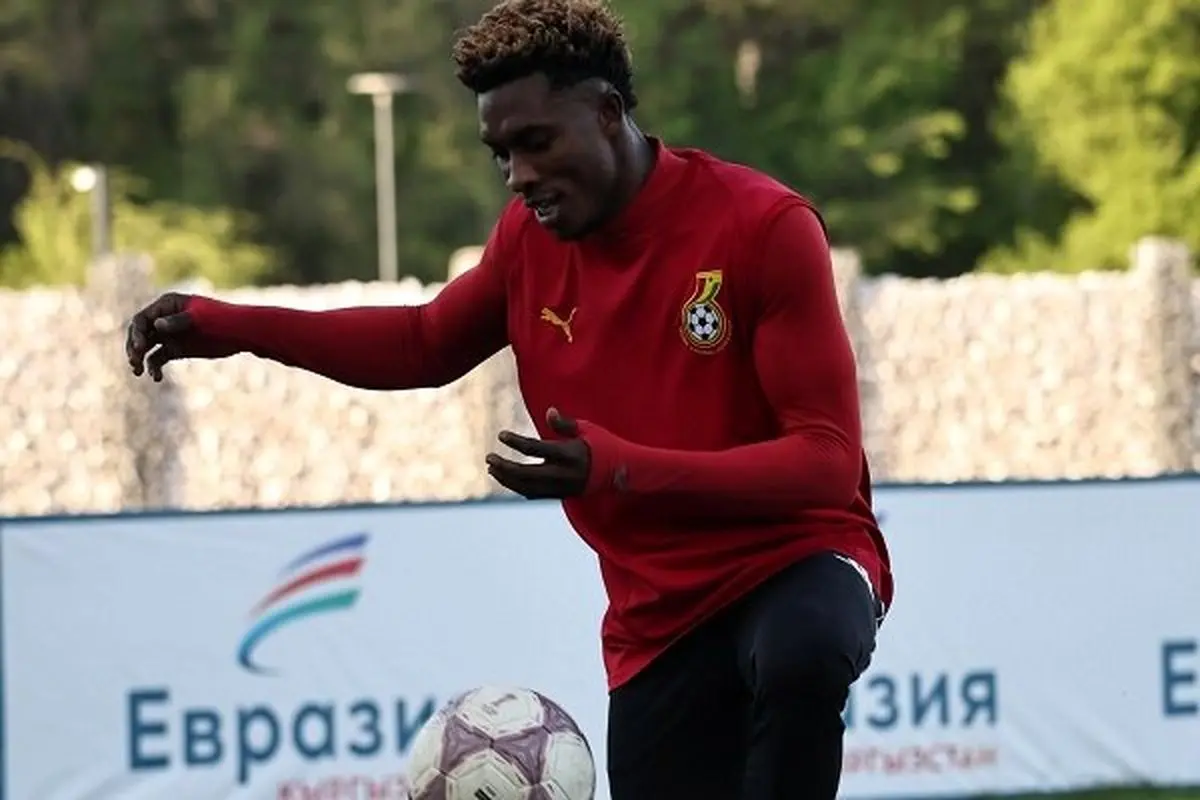 جوئل کوجو بازیکن مصدوم استقلال پا به توپ شد