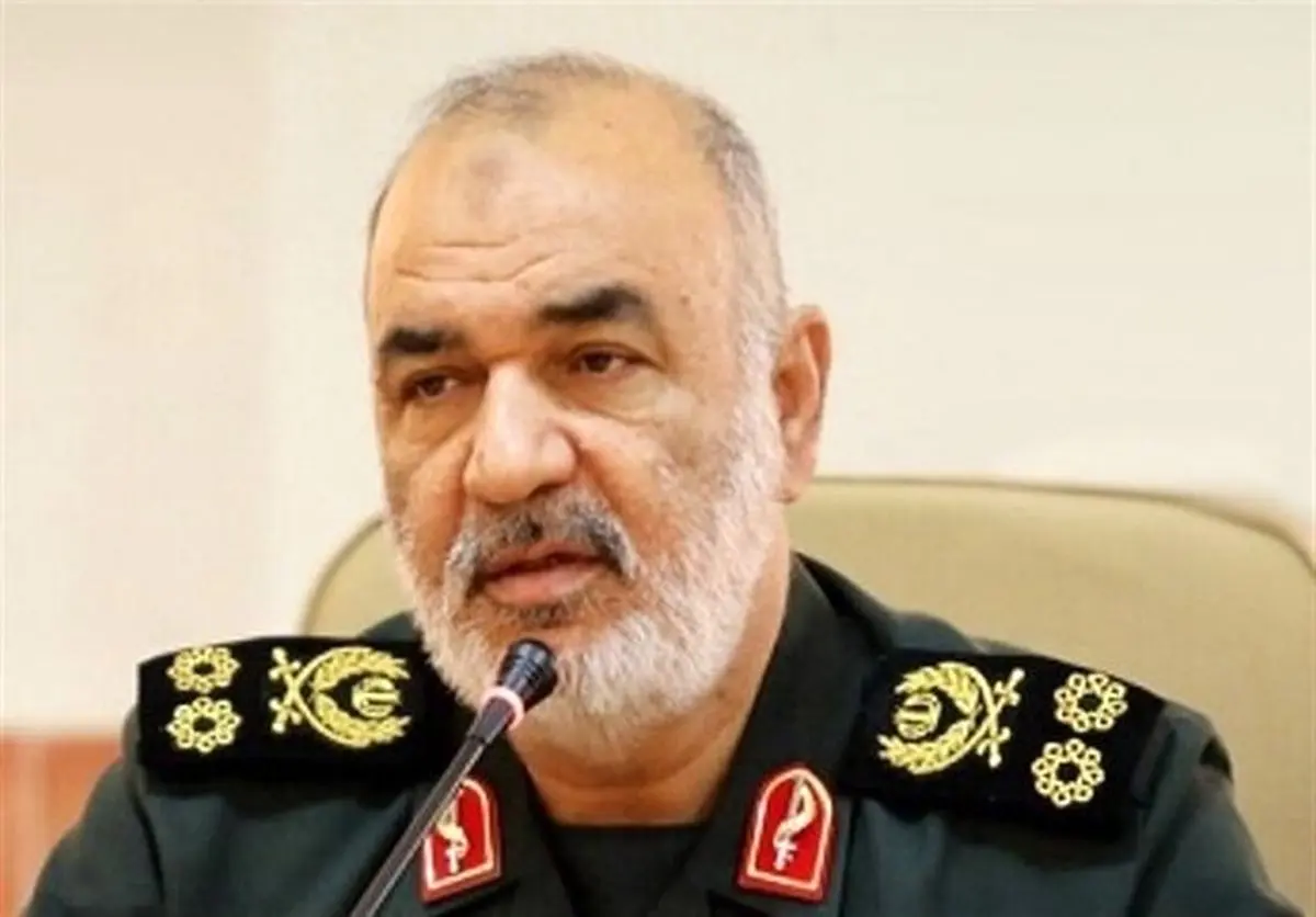 دشمن را با آگاهیبخشی ناکام خواهیم گذاشت