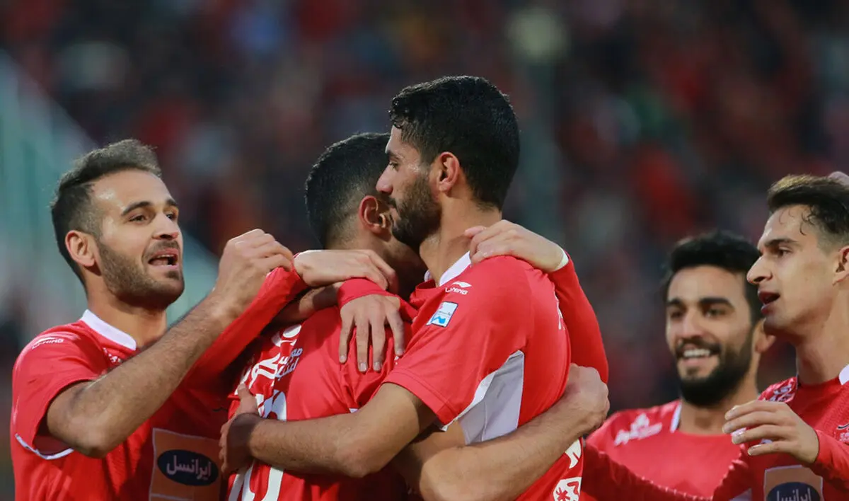 ۲ پیشنهاد لیگ برتری به  هافبک پرسپولیس رسید