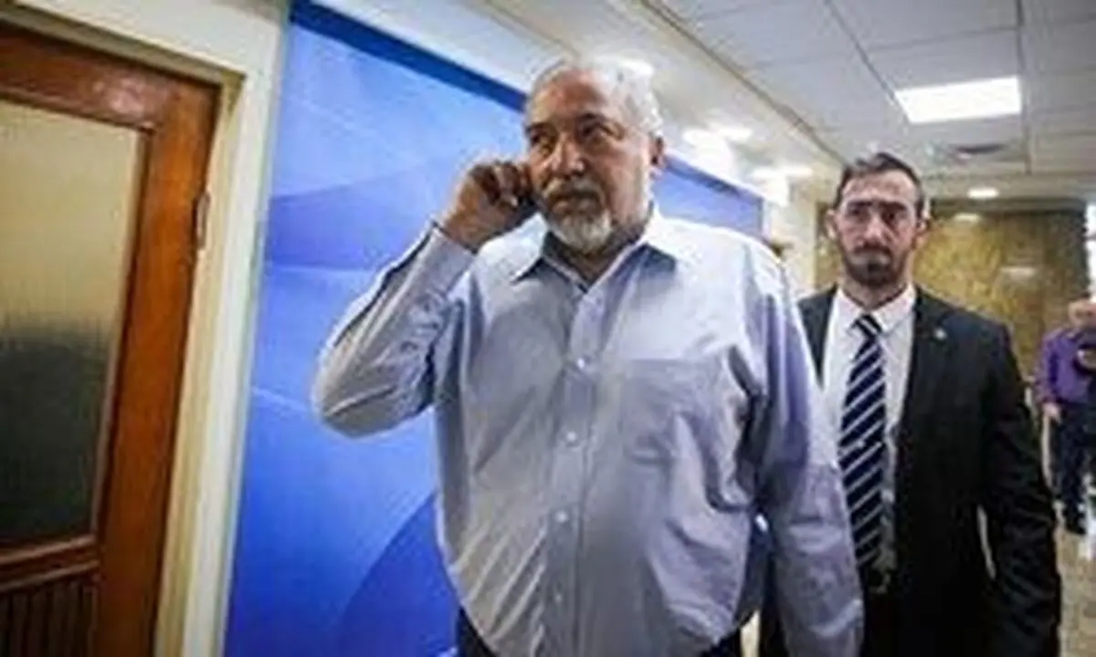 لیبرمن: حضور ایران در سوریه، راه تنفس ما را می‌بندد