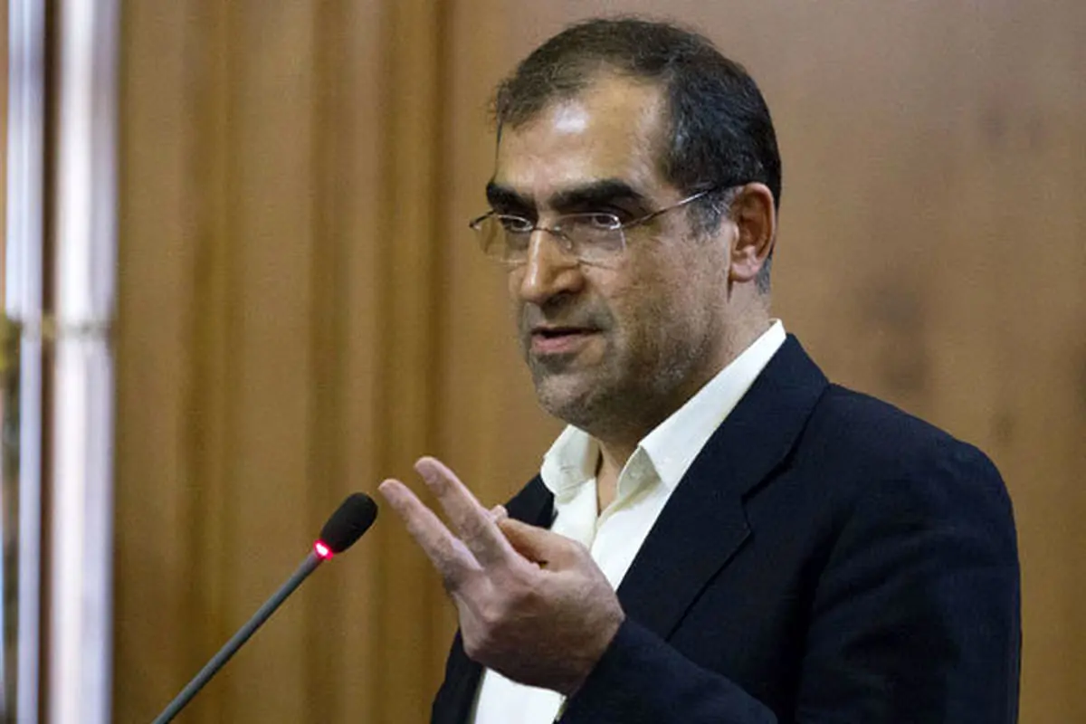 وزیر بهداشت وارد کرمان شد