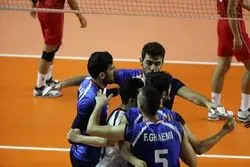 تیم ملی والیبال ایران در صدر جدول